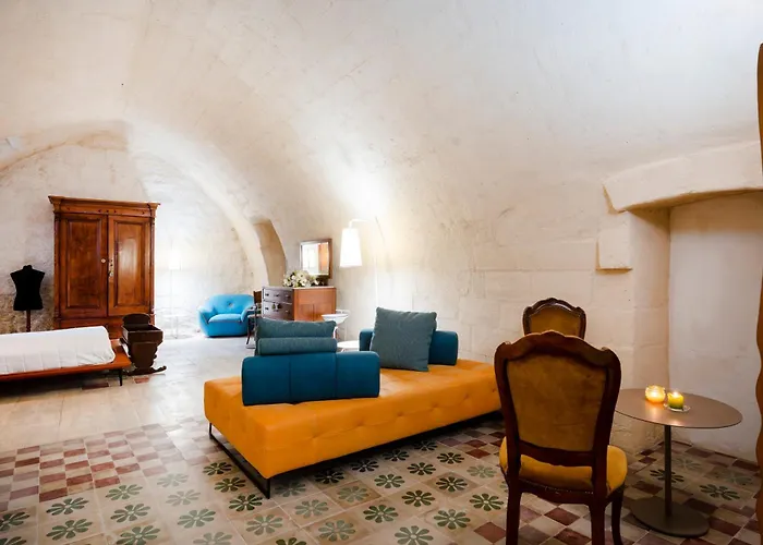 Affittacamere San Pietro - Sassi Di 4*